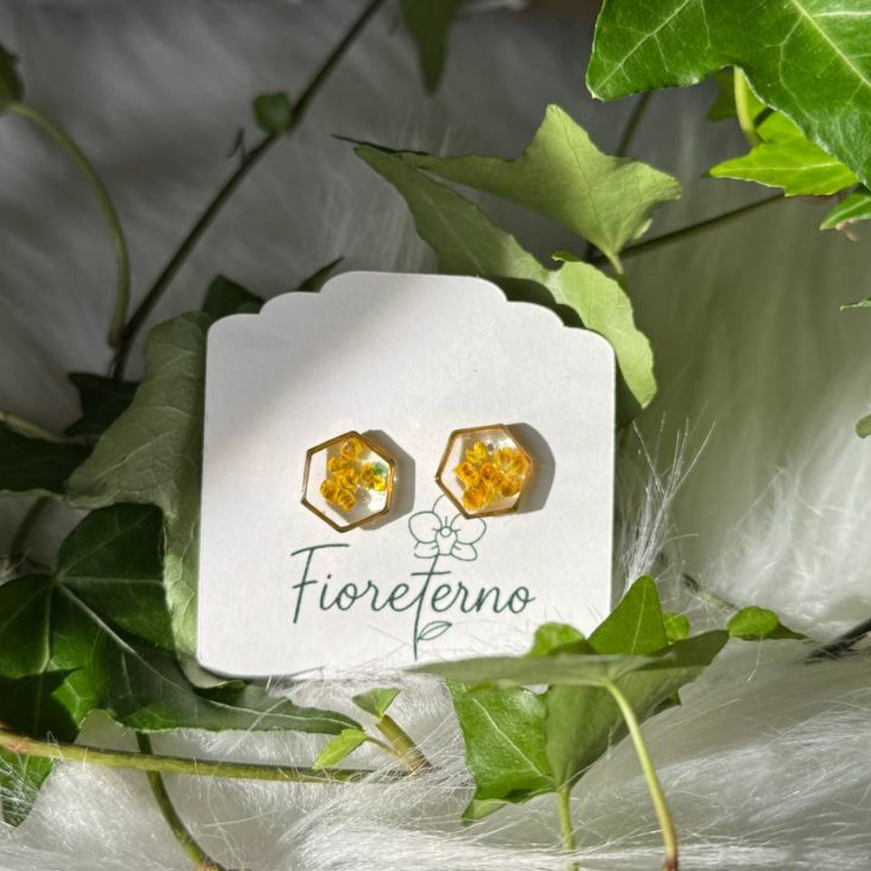 Orecchini a lobo oro in acciaio inossidabile con Gypsophila gialla