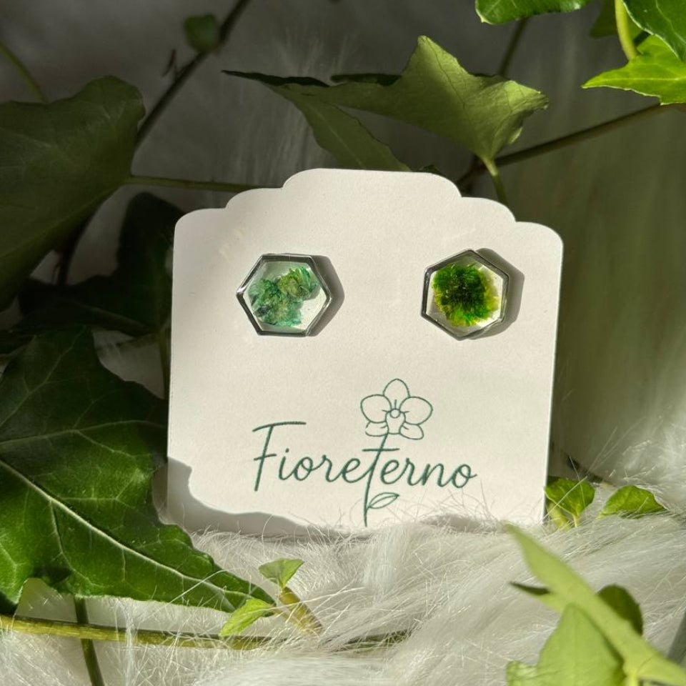 Orecchini a lobo argento in acciaio inossidabile con Gypsophila verde