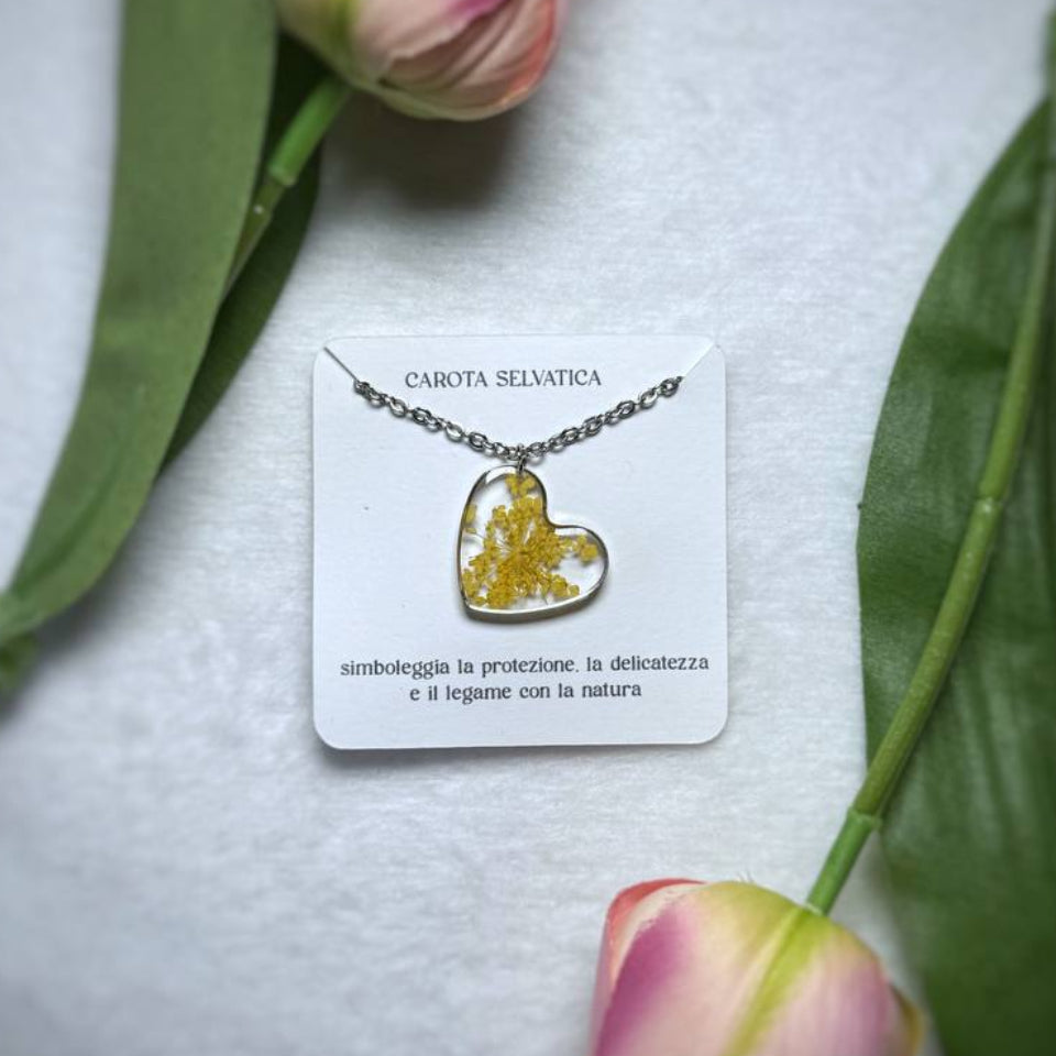 Collana in acciaio inossidabile e ciondolo a cuore con Pizzo della Regina Anna Giallo